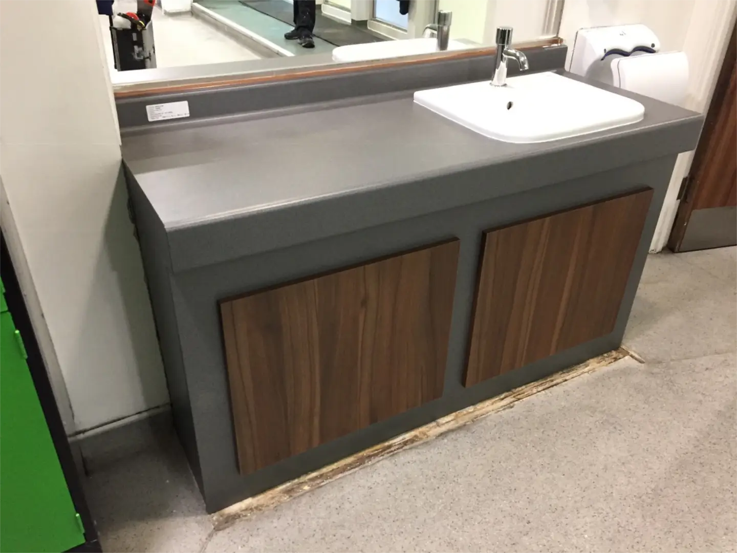 Vanity Install Gym Pangbourne